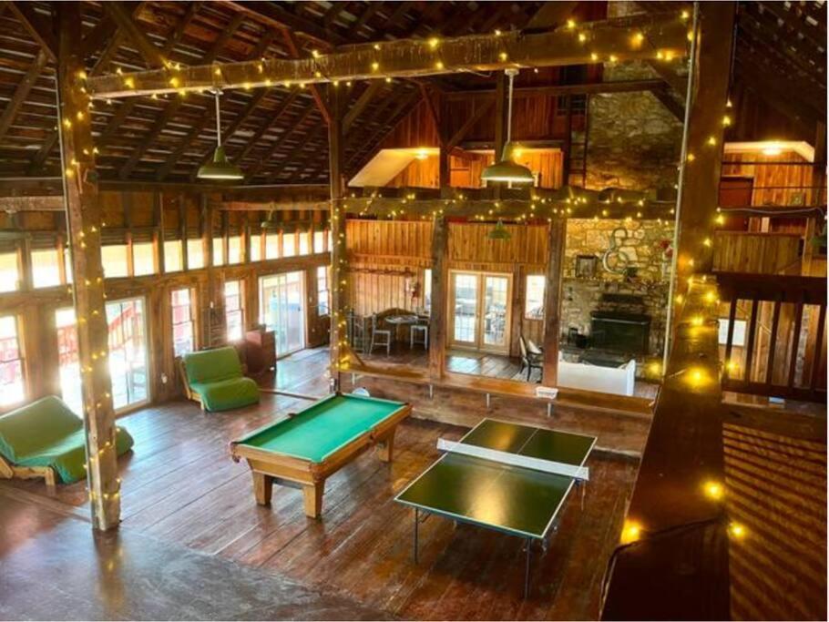 The Barn At Evermore: Riverfront Retreat W/Hot Tub Luray Exterior foto